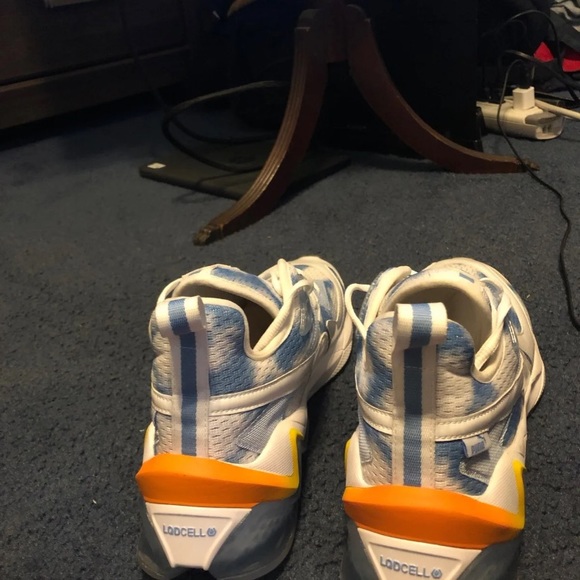 Pumas - Picture 2 of 3